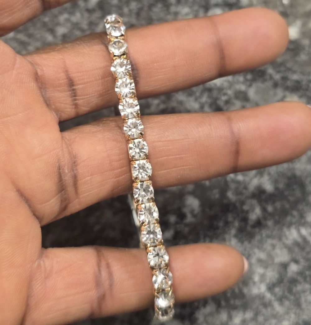 Macys Elegant Gold and Silver Tennis Bracelet Women New - Picture 8 of 10